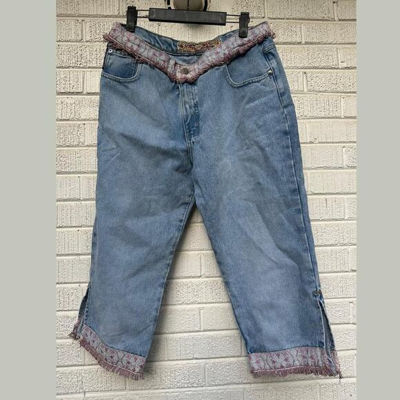 Rare Y2K Jou Jou Jeans Embroidered Fringe Capris - Picture 1 of 6